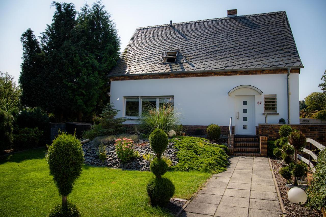 Unterschlupf Radeberg Mit Garten & Whirlpool Екстер'єр фото